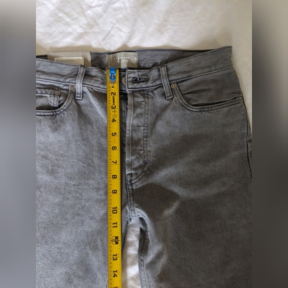 Everlane The Relaxed Straight Jean - Picture 8 of 9